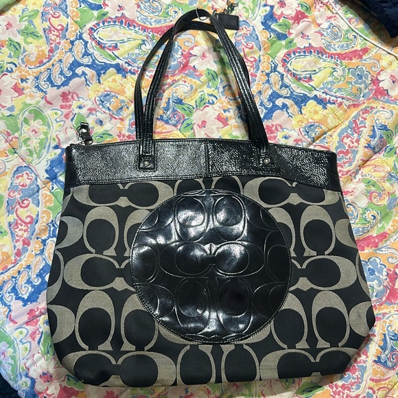 Coach Handbag - Picture 1 of 8